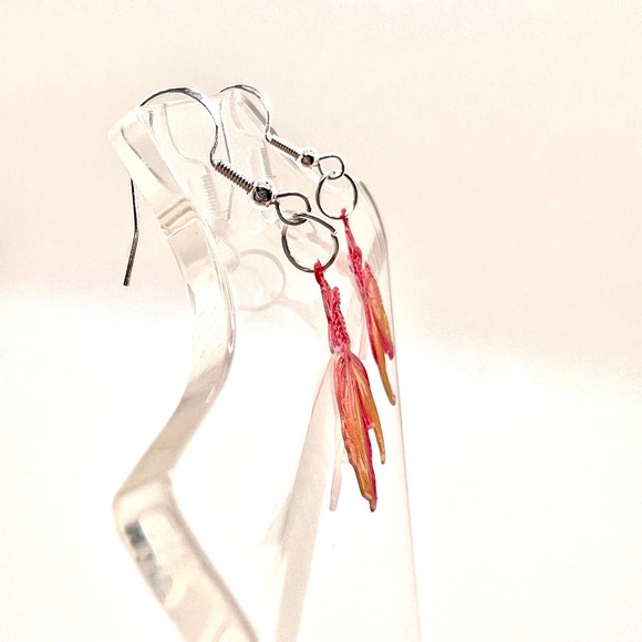 Red Beta Fish Earrings - Fish Bowl Earrings - Water Earrings - Picture 4 of 10